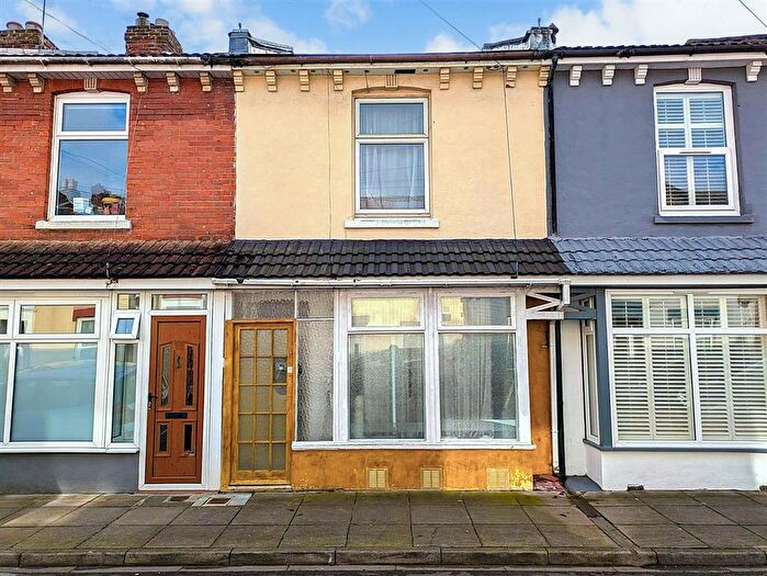 3 Bedroom Terraced House For Sale In Landguard Road, Southsea, Hampshire, PO4