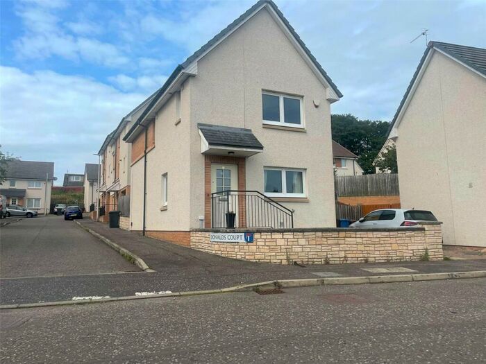 3 Bedroom Detached House To Rent In Donalds Court, Dundee, DD2