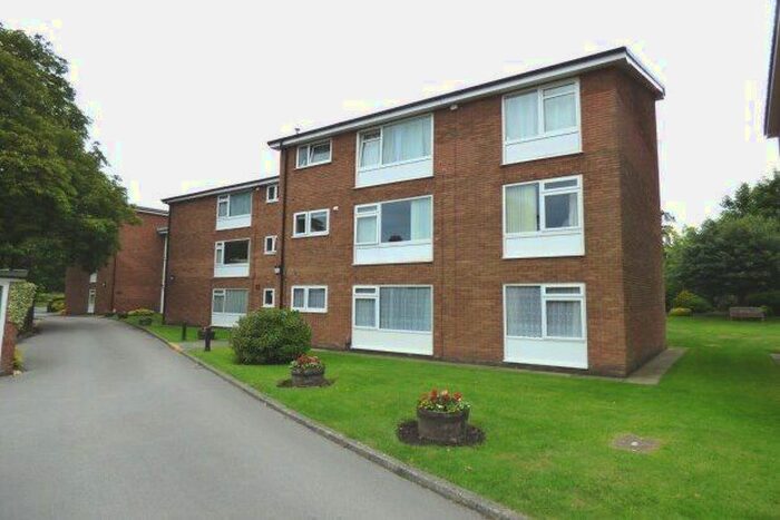 2 Bedroom Flat To Rent In Moorlands, Preston, PR1