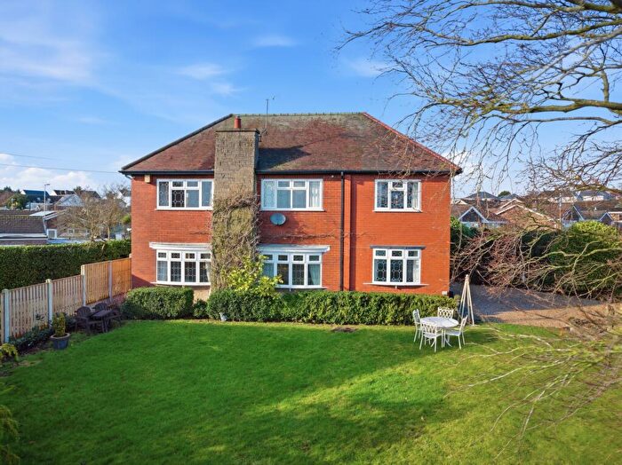 5 Bedroom Detached House For Sale In Hollin Hill Road, Clowne, S43