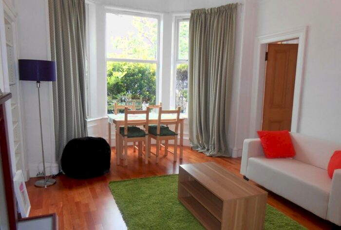 2 Bedroom Apartment To Rent In Balcarres Street, Edinburgh, EH10