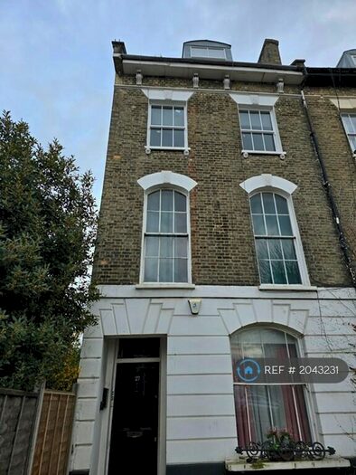 3 Bedroom Maisonette To Rent In Tollington Road, London, N7
