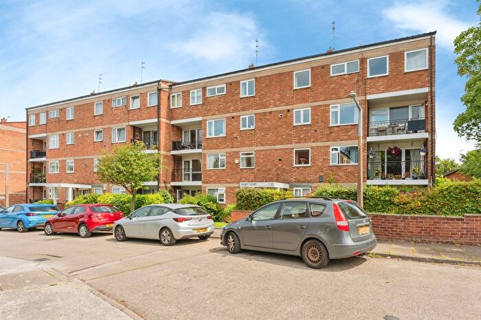 2 Bedroom Flat For Sale In Talbot Court, Oxton, Prenton, CH43