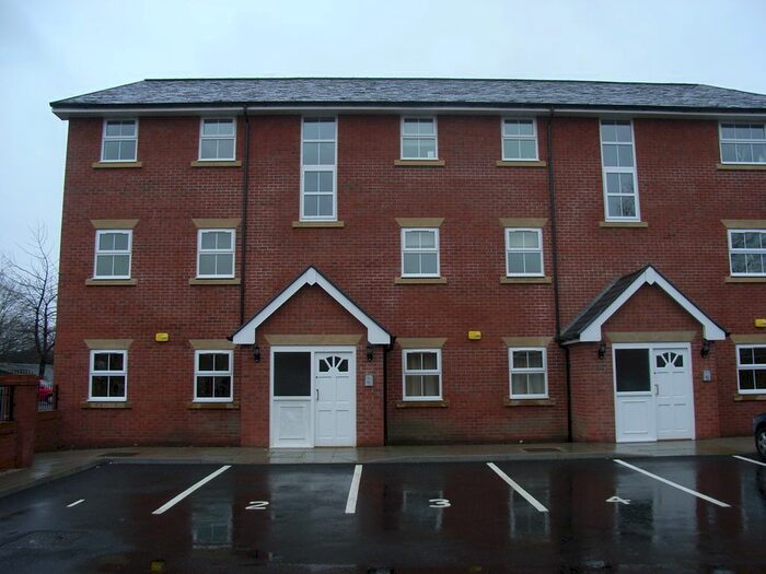 2 Bedroom Flat To Rent In Worsley Court, Swinton M27
