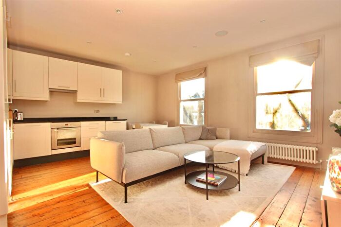 2 Bedroom Apartment To Rent In Balfour Road, N5