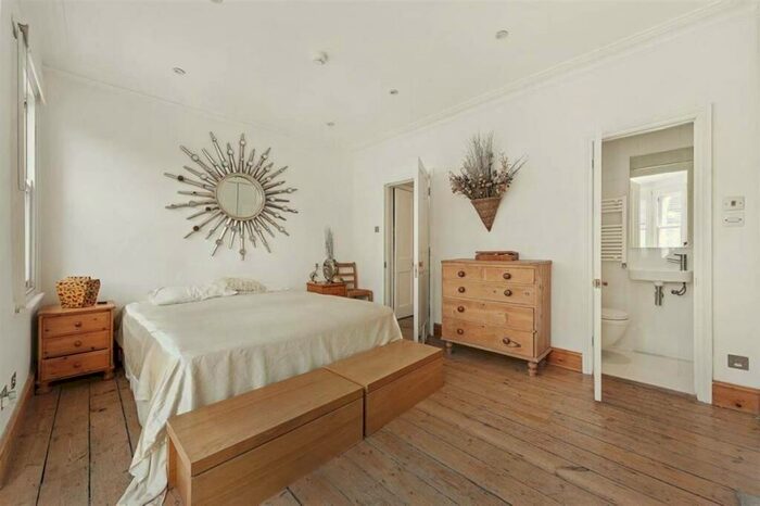 4 Bedroom House To Rent In Greyhound Road, Kensal Green, London, NW10