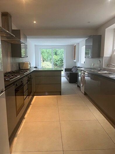 8 Bedroom Property To Rent In Llantwit Street, Cathays, Cardiff, CF24