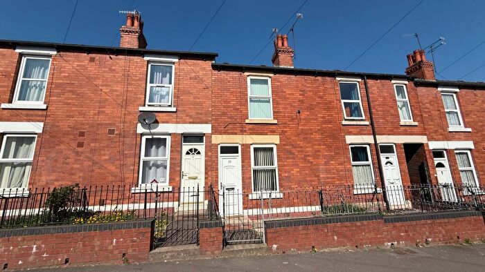 2 Bedroom Terraced House To Rent In Oversley Street, Sheffield, S9