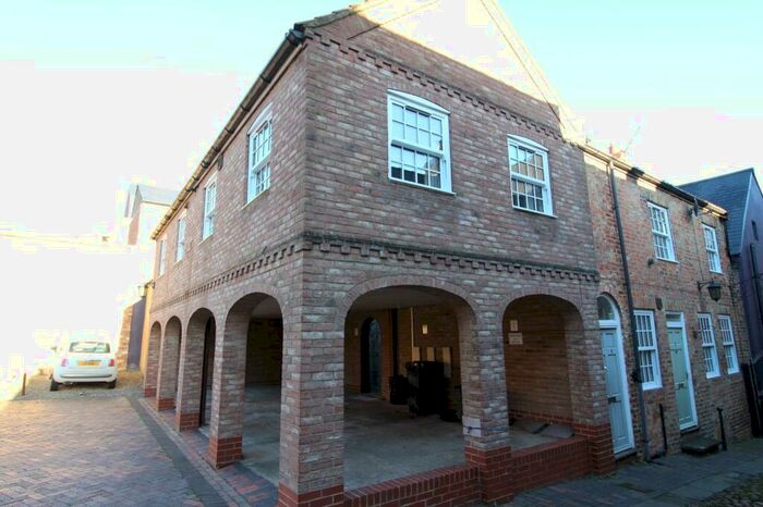 1 Bedroom Flat To Rent In Smithsons Court, Ripon, North Yorkshire, Uk, HG4