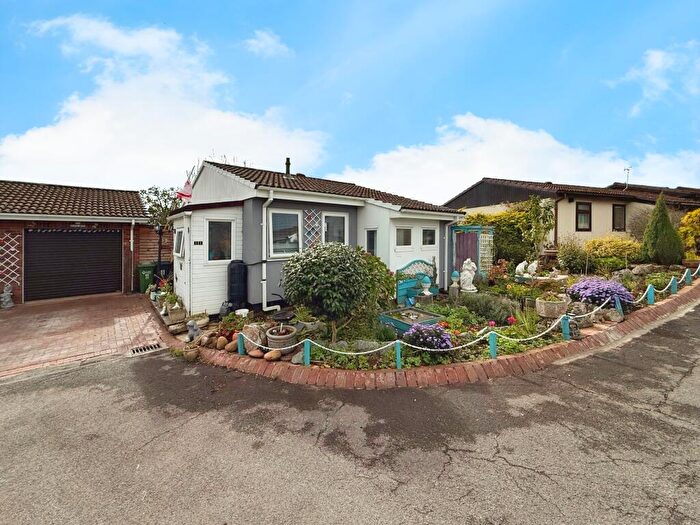2 Bedroom Park Home For Sale In Dove Way, Exeter, EX2