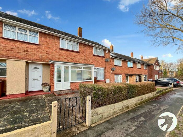3 Bedroom Terraced House To Rent In Orion Road, Rochester, Kent, ME1