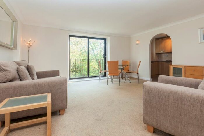 2 Bedroom Apartment To Rent In Water Eaton Road, Oxford, OX2