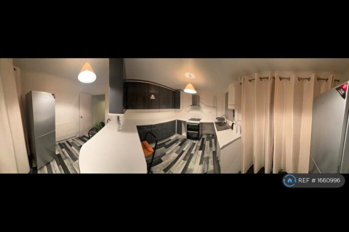 3 Bedroom Terraced House To Rent In Dreyer Close, Rugby, CV22