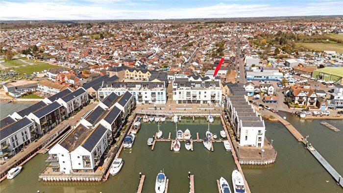 3 Bedroom Flat For Sale In Waterside Marina, Brightlingsea, Colchester, Essex, CO7