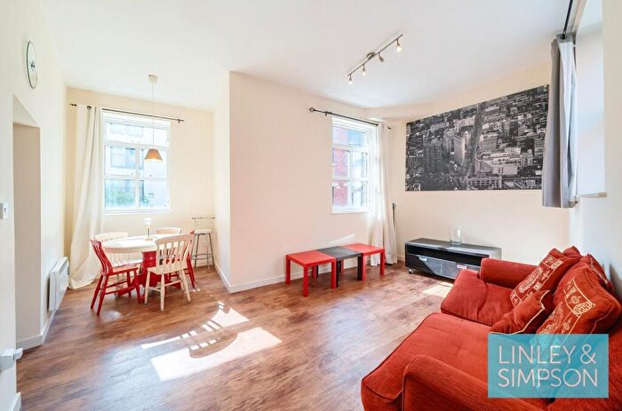 1 Bedroom Flat For Sale In Harper Street, Leeds, West Yorkshire, LS2