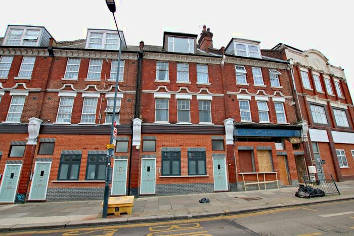 2 Bedroom Flat To Rent In Burnley Road, London, NW10