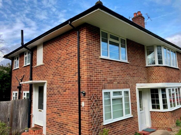 2 Bedroom Maisonette To Rent In Cavendish Gardens, Redhill, RH1