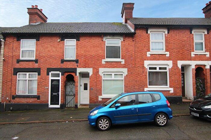 2 Bedroom Terraced House For Sale In Russell Street, Kettering, Northamptonshire, NN16