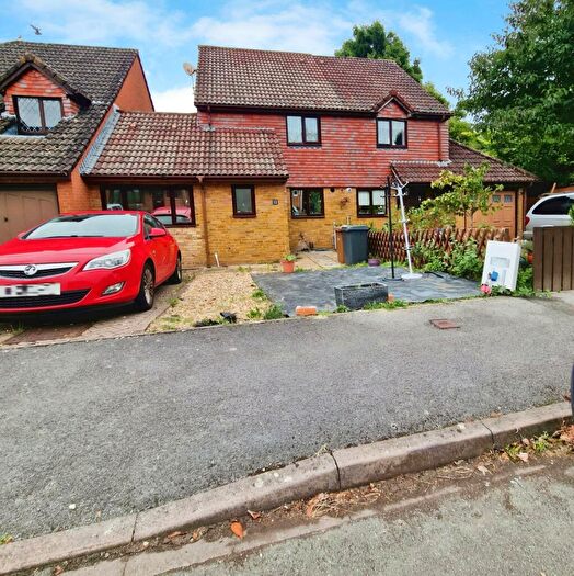 3 Bedroom Semi-Detached House To Rent In Brackenbury, Andover, SP10