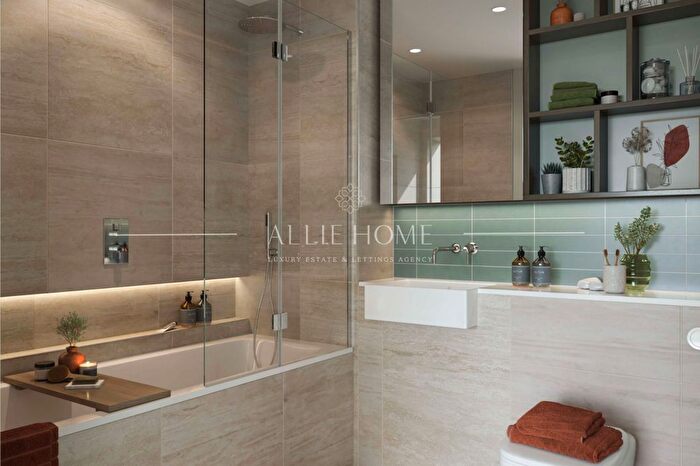 1 Bedroom Flat For Sale In Kennington Ln, London, SE11