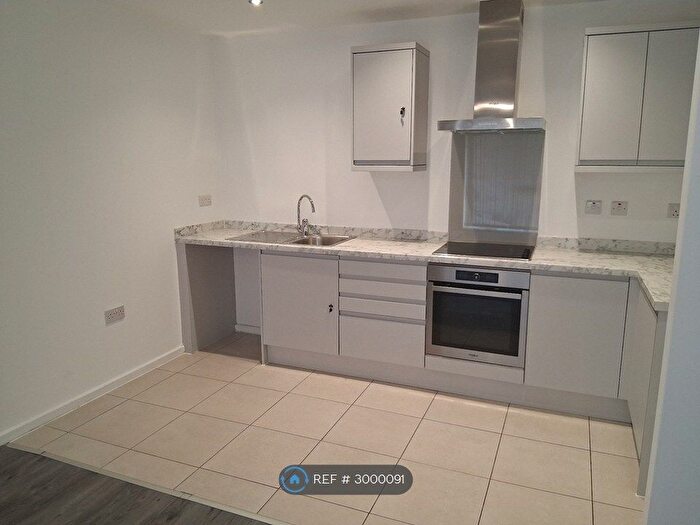 2 Bedroom Flat To Rent In St Cyprian Place, Liverpool, L7