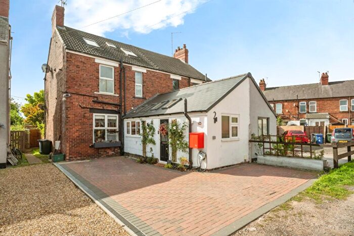 4 Bedroom Semi Detached House For Sale In Low Field Lane, Austerfield, Doncaster, DN10