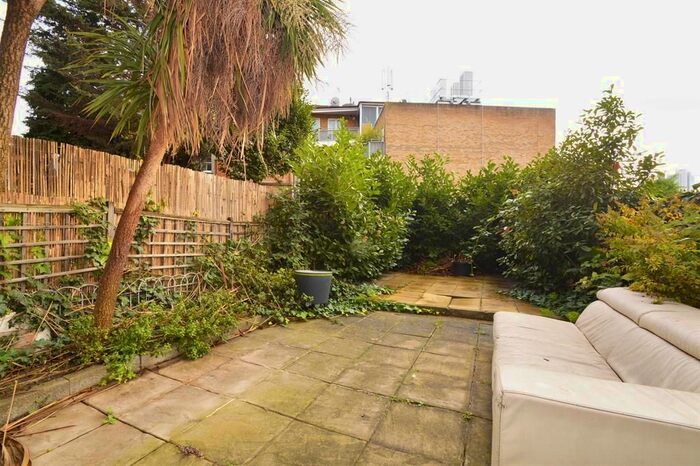 4 Bedroom Maisonette To Rent In Weymouth Terrace, London, E2