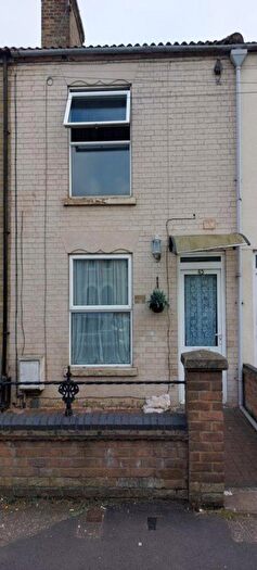 3 Bedroom Terraced House For Sale In Mayors Walk, Peterborough, PE3