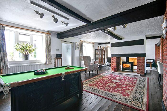 5 Bedroom Detached House For Sale In Upper Eastern Green Lane, Coventry, CV5