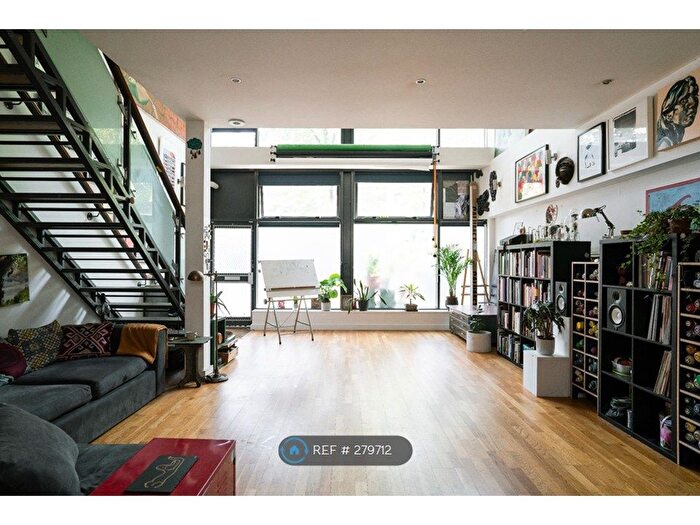 1 Bedroom Flat To Rent In Fairfield Road, London, E3