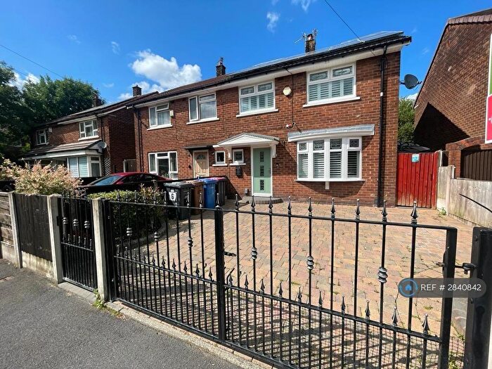 3 Bedroom Semi Detached House To Rent In Mill Hill, Little Hulton, Manchester, M38