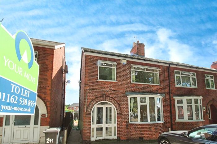 3 Bedroom Semi-Detached House To Rent In Blackbird Road, Leicester, Leicestershire, LE4