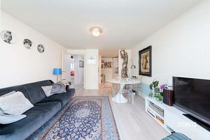 2 Bedroom Apartment To Rent In Orsman Road, De Beauvoir, London, N1