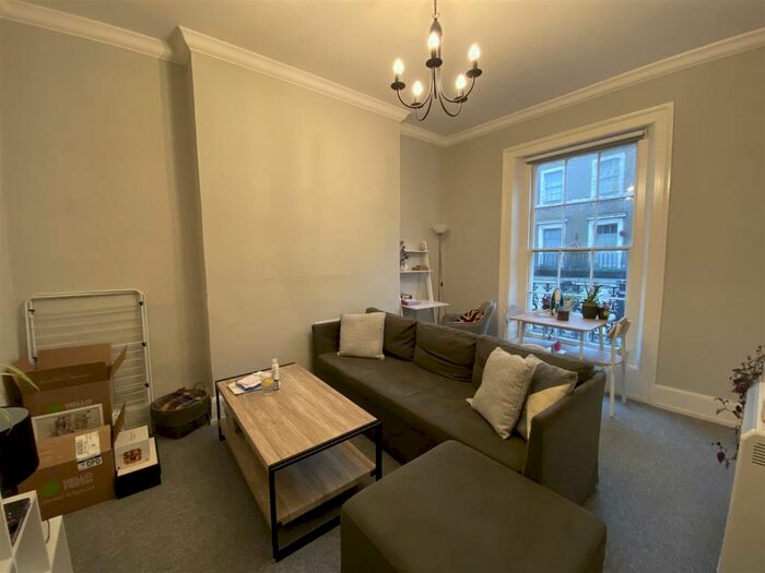 1 Bedroom Flat To Rent In Harmer Street, Gravesend, DA12