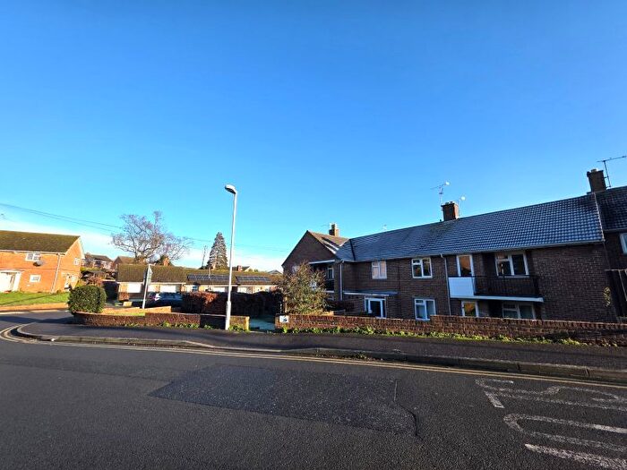 2 Bedroom Flat To Rent In St. Johns Road, Yeovil, BA21