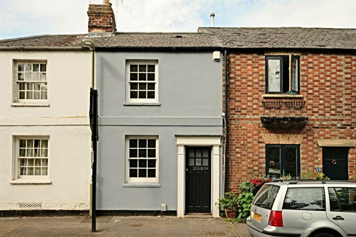 2 Bedroom House To Rent In Hart Street, OX2