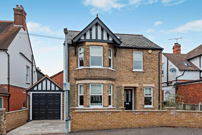 5 Bedroom Detached House For Sale In Rainsford Avenue, Chelmsford, Essex, CM1