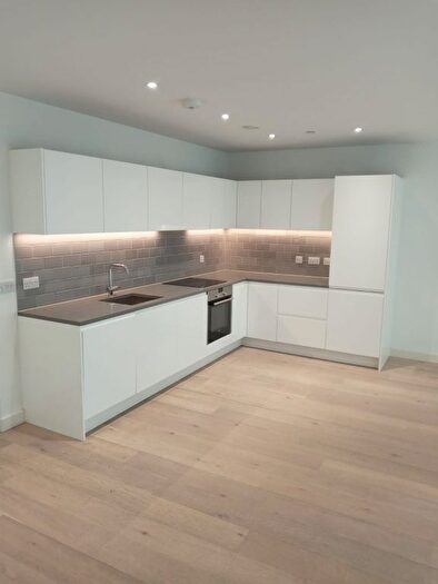 1 Bedroom Flat To Rent In Bonnet Street, London, E16