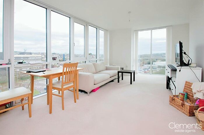2 Bedroom Apartment To Rent In Kd Tower, Hemel Hempstead, HP1