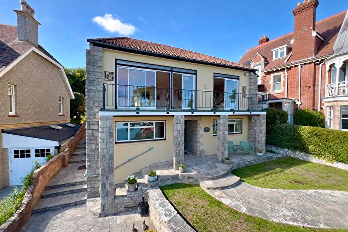 4 Bedroom Detached House For Sale In Durlston Road, Swanage, BH19