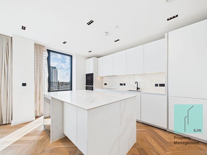 2 Bedroom Flat To Rent In Cluny Mews, London, SW5