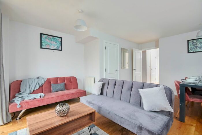 4 Bedroom Town House To Rent In Ditton Walk, Cambridge, Cambridgeshire, CB5