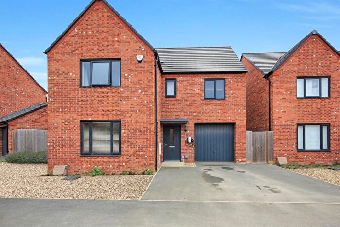 4 Bedroom Detached House For Sale In Mostyn Street, Wellingborough, NN8