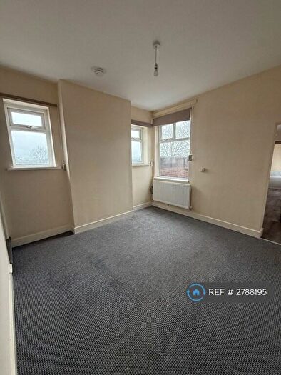 2 Bedroom End Of Terrace House To Rent In Harold St, Stoke-On-Trent, ST6
