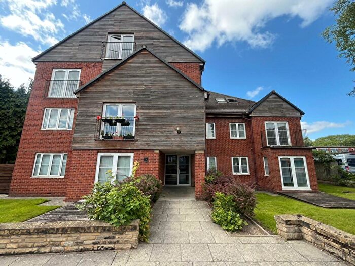 2 Bedroom Flat To Rent In Daisy Bank Road, M14