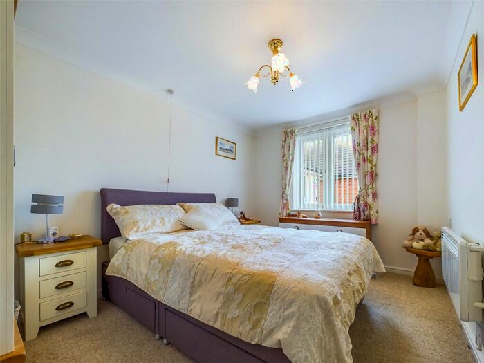 1 Bedroom Apartment For Sale In Seward Court, - Lymington Road, Christchurch, Dorset, BH23