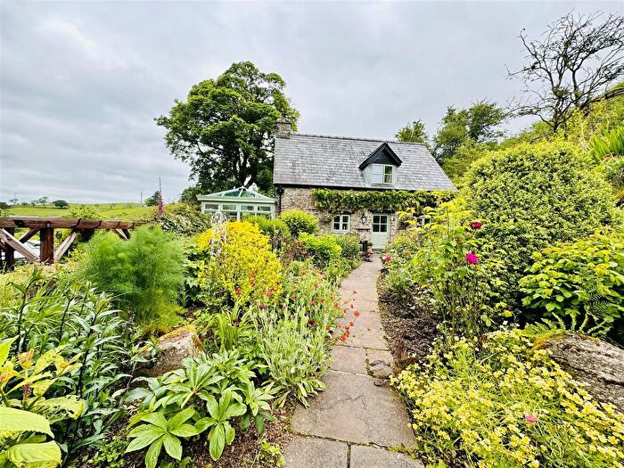 2 Bedroom Detached House For Sale In Llywel, Brecon, LD3