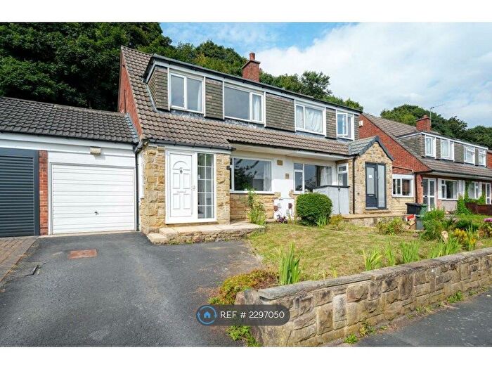 3 Bedroom Semi-Detached House To Rent In West End Drive, Horsforth, Leeds, LS18