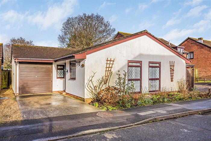 3 Bedroom Detached Bungalow For Sale In Woodlands Avenue, Emsworth, PO10