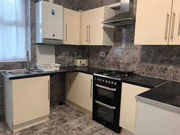 2 Bedroom Semi-Detached House To Rent In Hartington Road, Rotherham, S61